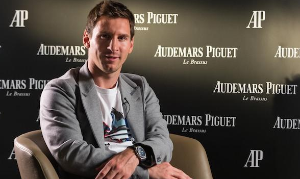Leo Messi looking official @ Piaget - he is sporting his platinum version of the Royal Oak Leo Messi chronograph.