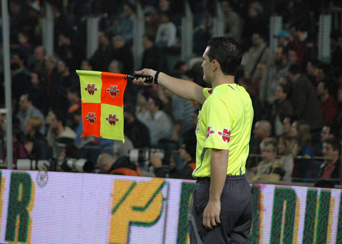 Offsides Referee