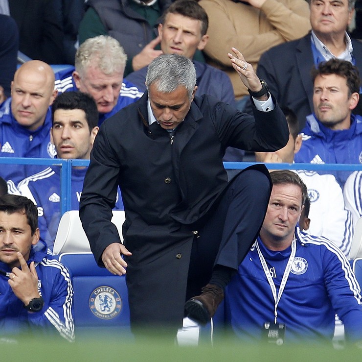 Mourinho charged with misconduct by FA - but Chelsea stand by their man