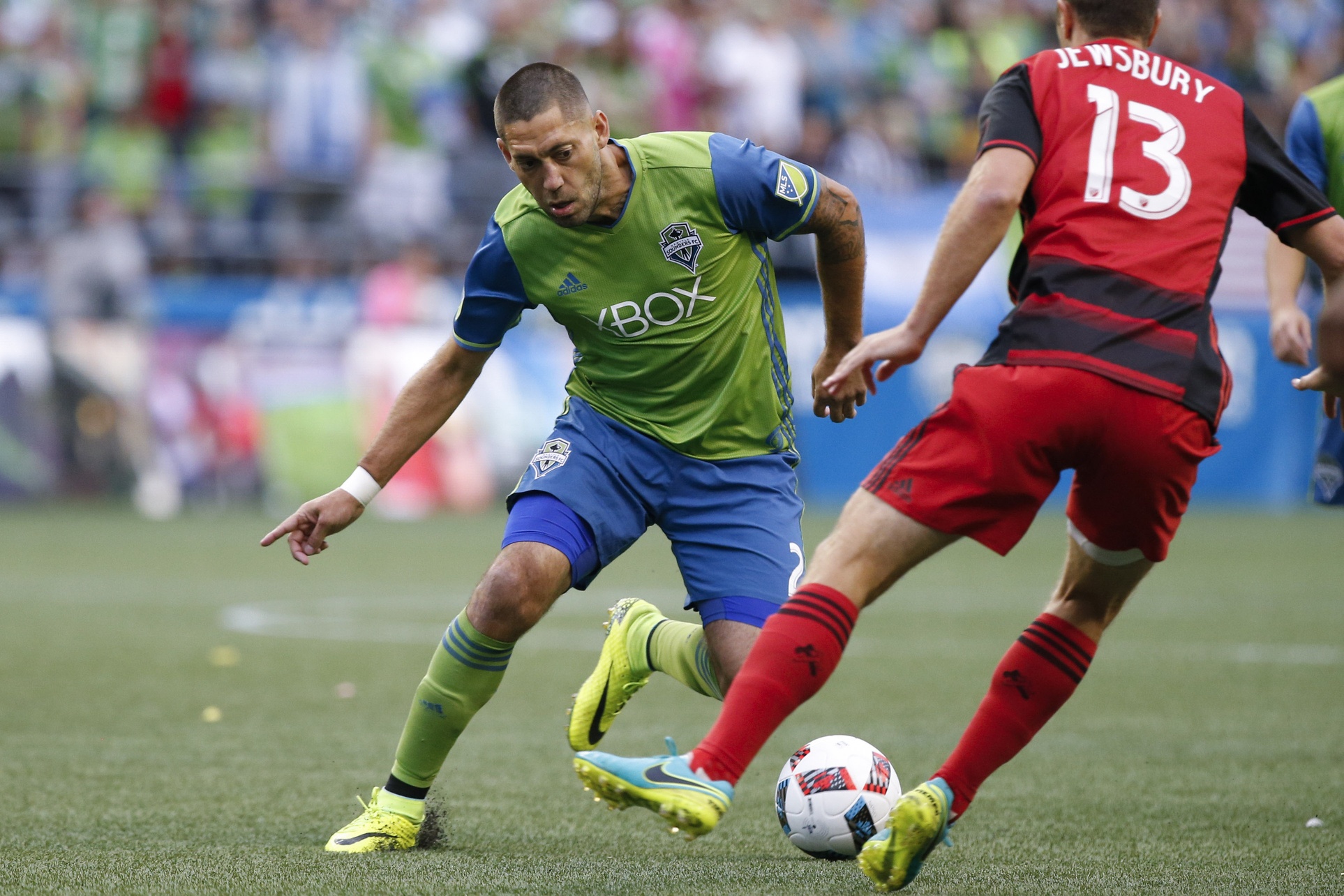MLS Soccer News: Seattle Sounders Defeat Portland Timbers at CenturyLink Field