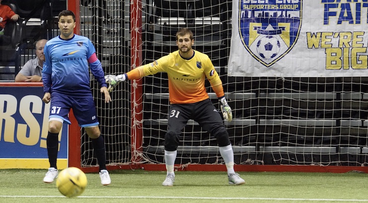 Soccer news - Kraig Chiles and Chris Toth protect the goal of the San Diego Sockers in the 2016 home opener
