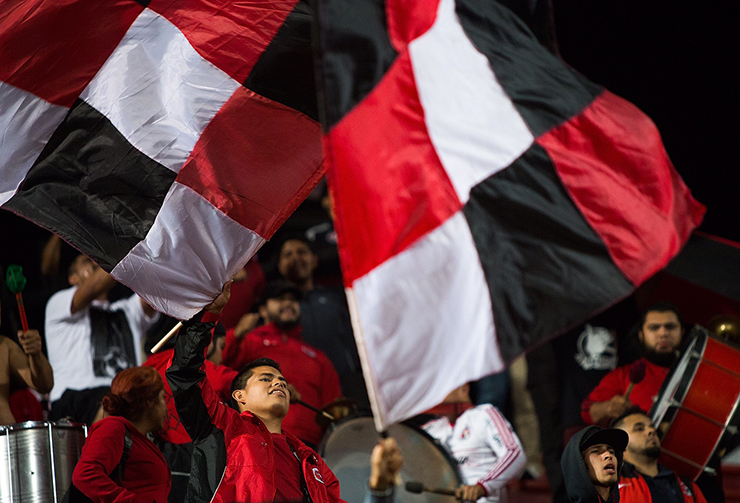 Soccer News: Supporters Cheer on Xolos Ahead of Week 16 Matchup