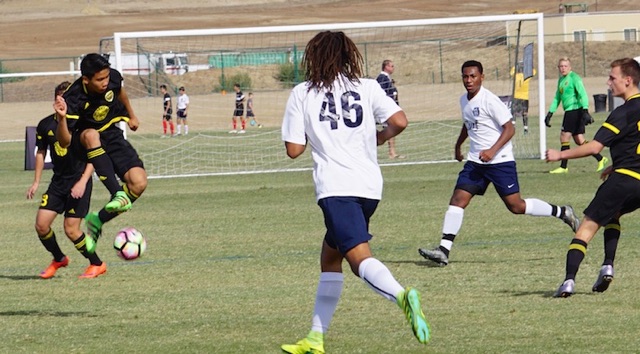 Youth Soccer News: San Diego Surf College Cup Continues Thanksgiving Tradition