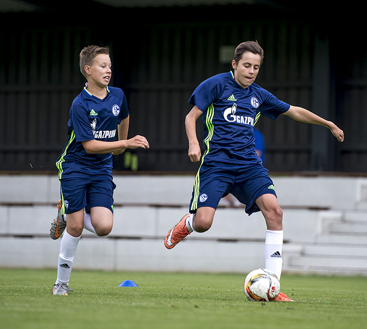 Youth Soccer News: Tips From FC Schalke 04's Bodo Menze on Youth Development