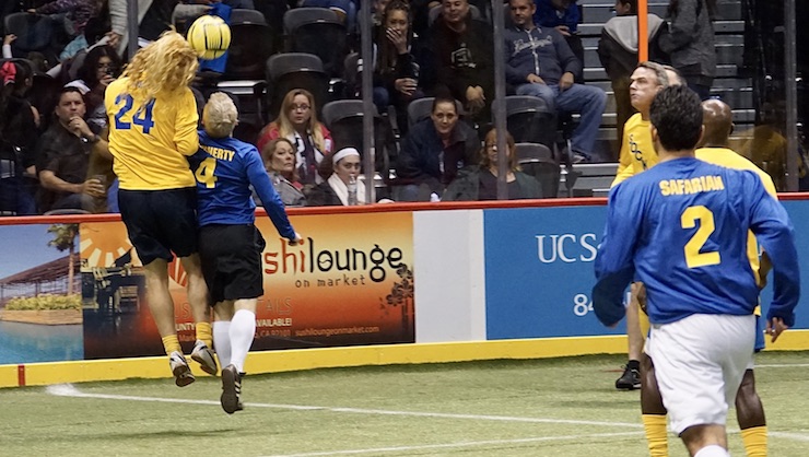 Soccer news - Great soccer action in the Sockers Legends match