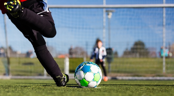 Youth Soccer News - Lloyd Biggs' tips for success at youth soccer tryouts. Remember to talk to the