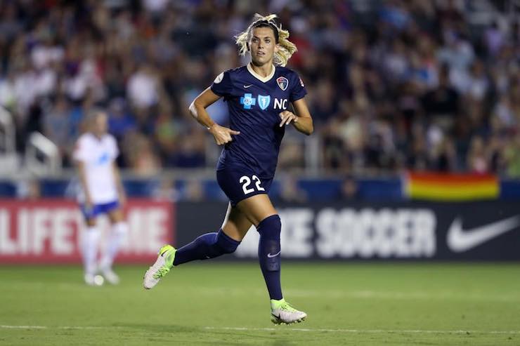 Women's Soccer News - Steph Ochs made her first appearance in a Courage uniform in last night's 3-1 win over Boston‬