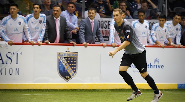 Soccer News: Nick Perera in action playing agianst the San Diego Sockers
