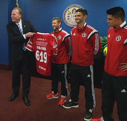 Mayor Kevin Faulconer with Club Tijuana Xolos 