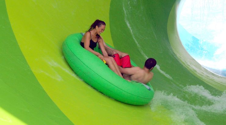 Aquatica Sea World Ride Tunnel