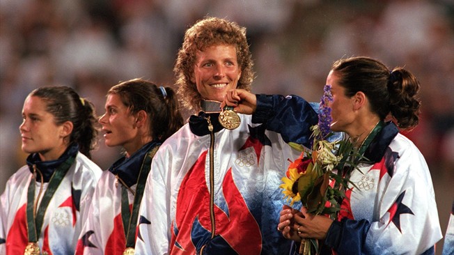 WOMEN IN SOCCER MICHELLE AKERS